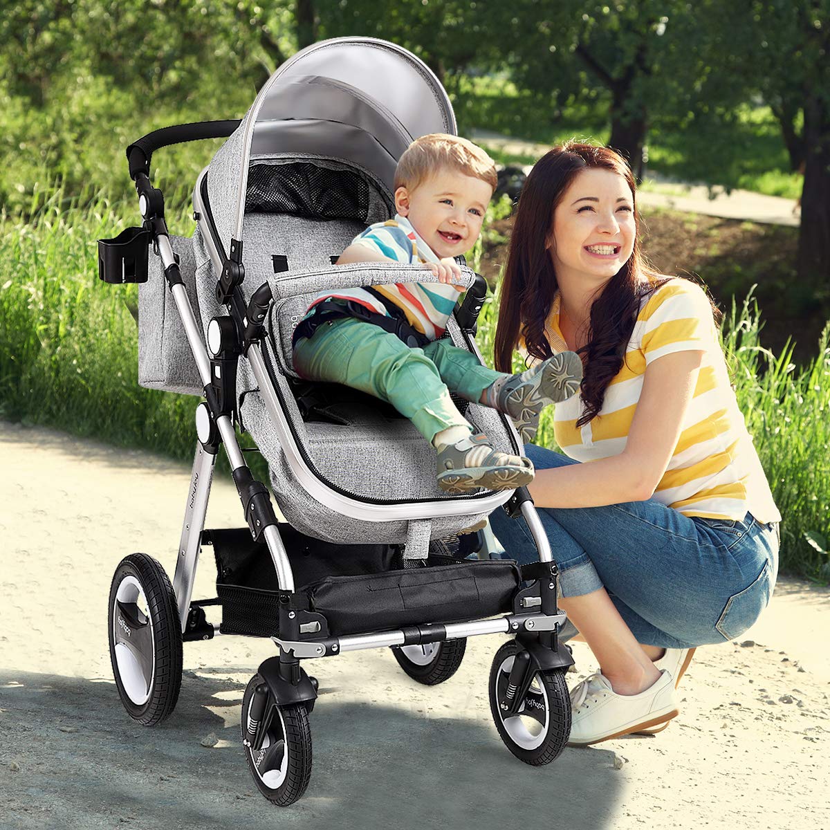 2-in-1 Convertible Bassinet Baby Stroller with Lockable Wheels