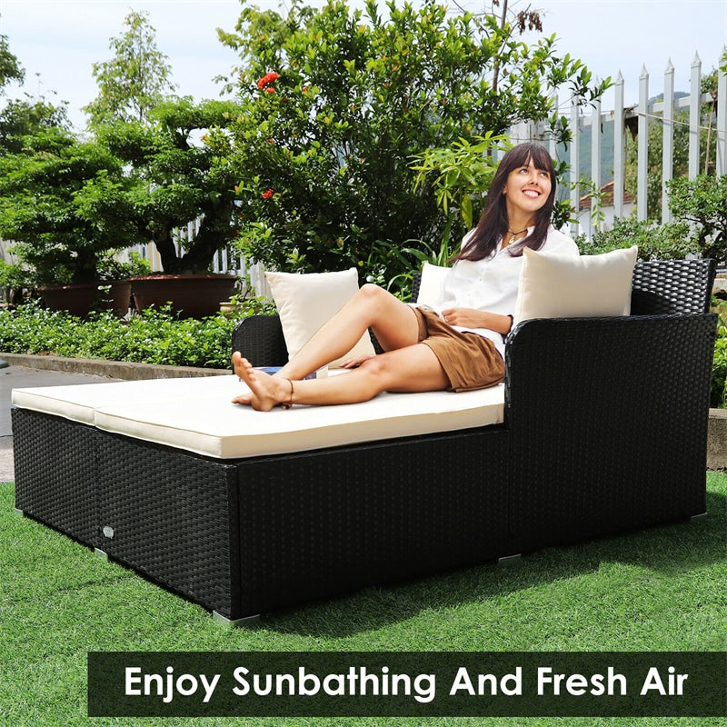 Wicker Outdoor Daybed Patio Rattan Double Chaise Lounge Sun Lounger with Seat Cushions & Pillows